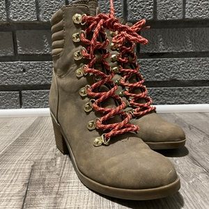 G by Guess women’s Army hiking boot size 7.5